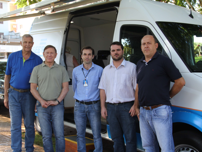 UNIDADE MÓVEL DO SEBRAE ESTÁ EM TRÊS DE MAIO